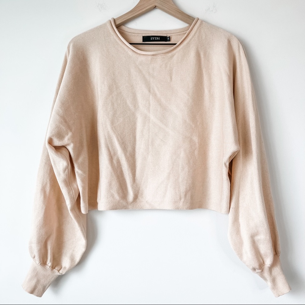 SYZRI Loose Fit Cropped Sweater in Peachy Ivory Size Medium